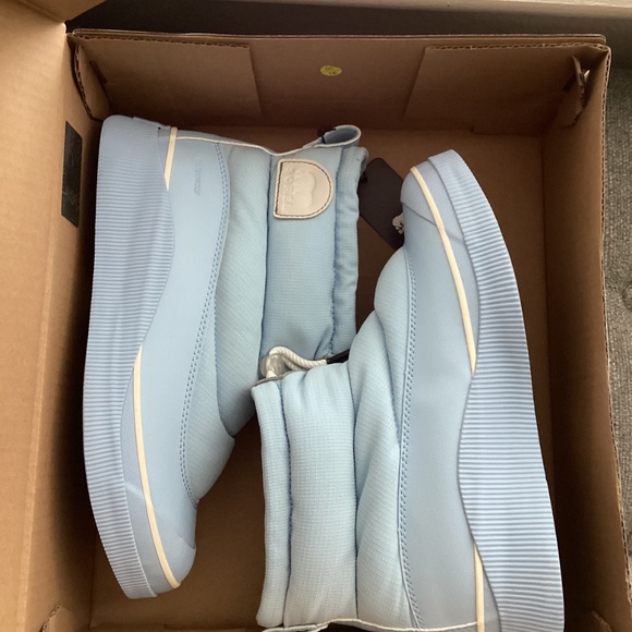 SOREL Out N About IV Puffy Lace-Up Waterproof Boot (Women) 8.5M - Picture 12 of 12